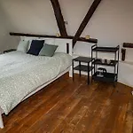 Stylish 2Br &1Lr Apt, Prime Belgian Location