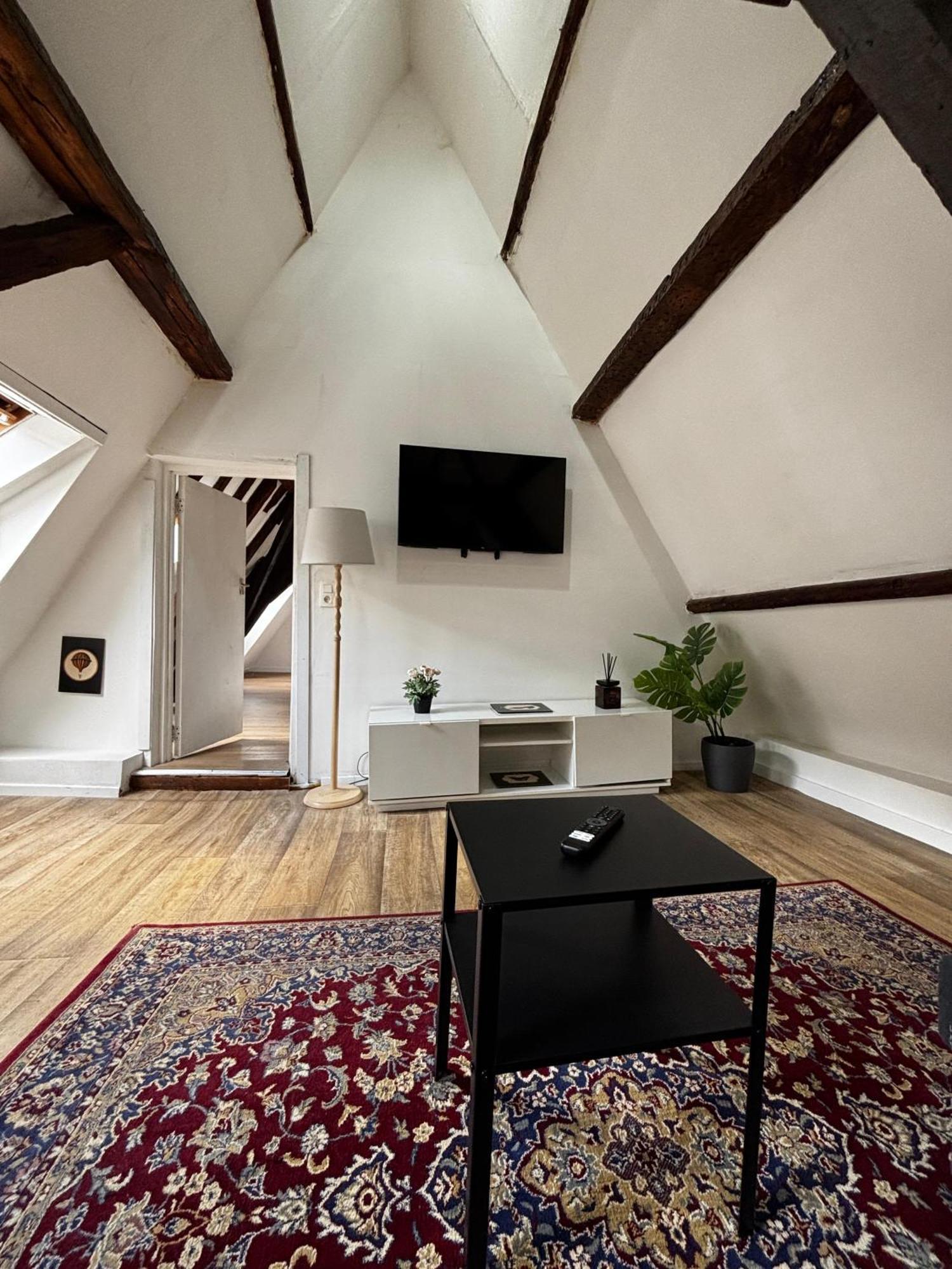 Stylish 2br &1lr Apt, Prime Belgian Location * Gent